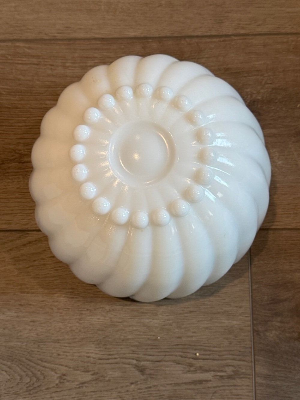 Vintage Hazel Atlas milk glass Punch Bowl with 7 Hanging Cups - Picture 11 of 11